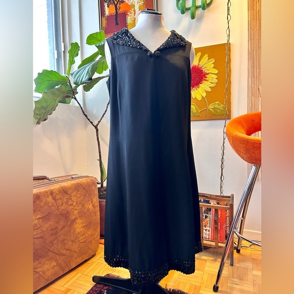 True Vintage 60s “Trévise” Black Crepe Trapeze Mod Party Dress with Sequin Trim - Picture 2 of 6